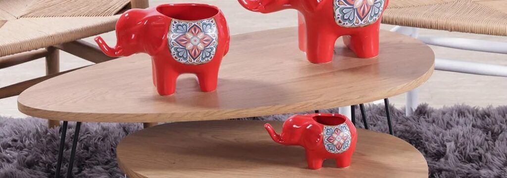 Elefantes de la suerte  Elefantes pintados, Elefantes, Búho de cerámica
